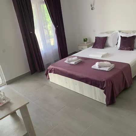 Quarto em Acomodações Particulares By The Sea Vadu