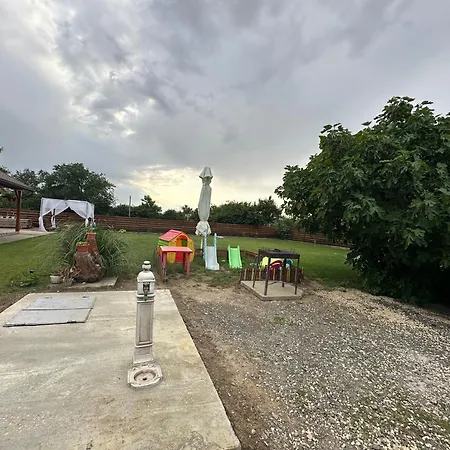 By The Sea 홈스테이 바두