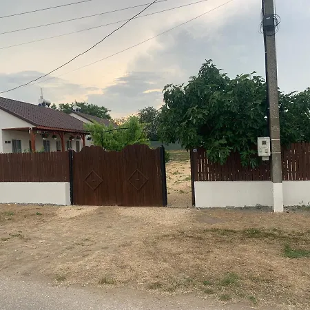 Pansiyon By The Sea Vadu